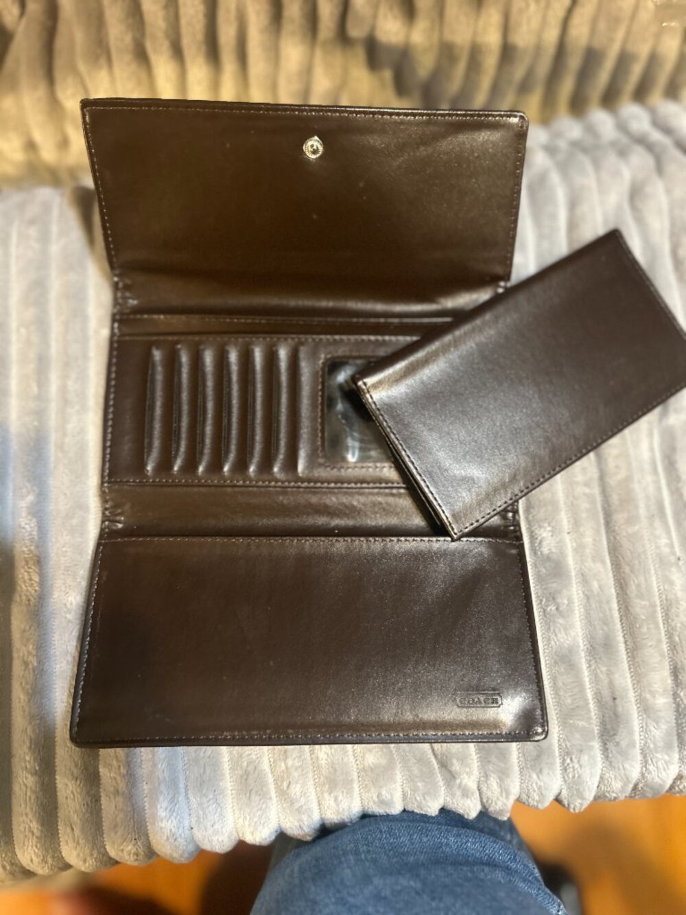 Coach Signature Checkbook Wallet - Picture 5 of 7